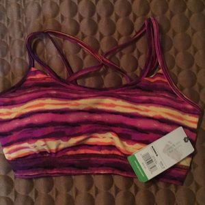 3/$30 Gaiam NWT small yoga sports shine bra top